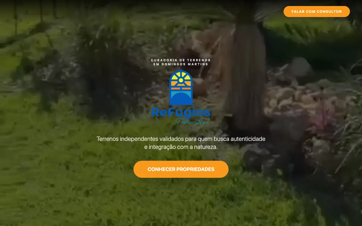 Página inicial do site Refúgios Pedra Azul no computador